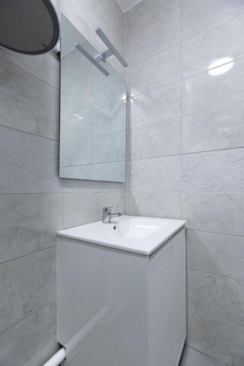 Appartement 3 Pieces - Proche Rer Et Centre Ville Corbeil-Essonnes Dış mekan fotoğraf